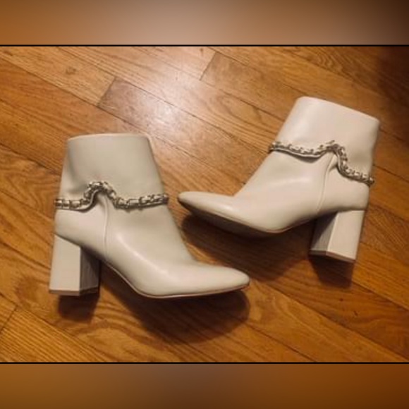 Blanche Fold-Over Ankle Boot - Picture 2 of 4